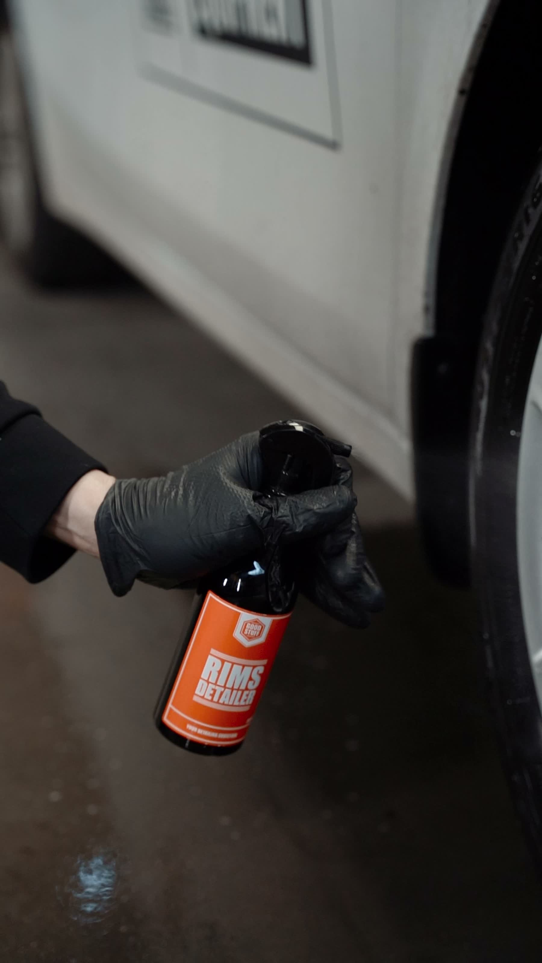 Wheel Cleaner Acid i bruk